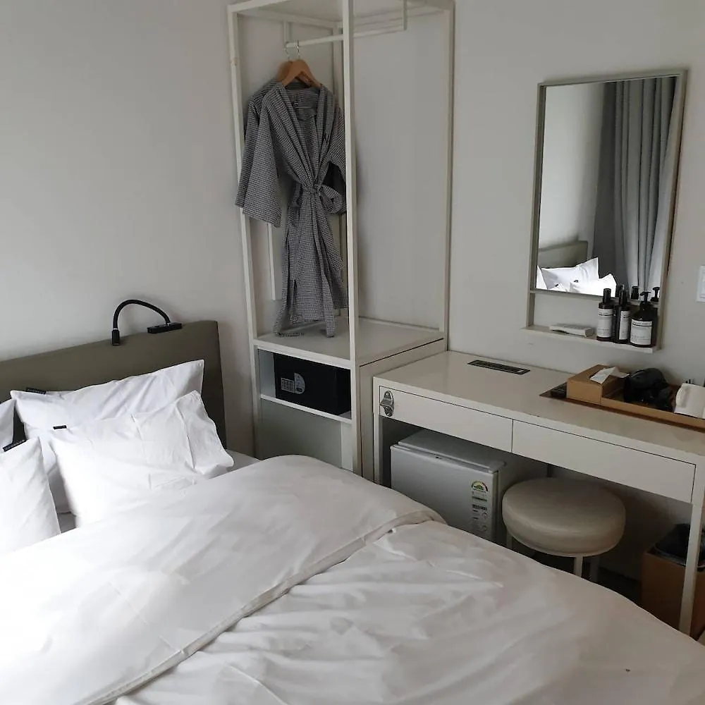 H Avenue Hotel Idae Shinchon Сеул 3*,  Южная Корея