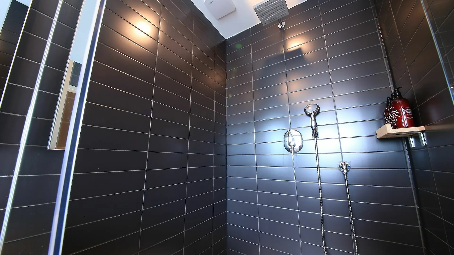 H Avenue Hotel Idae Shinchon Сеул